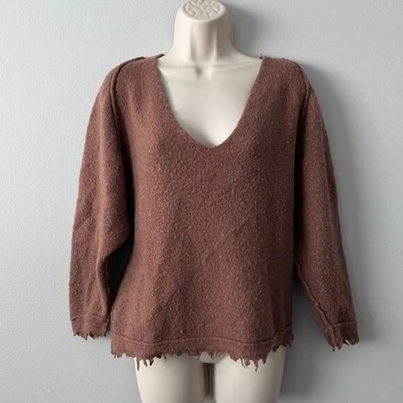 Free People Irresistible Oversized Fringe Trim Sweater Size XS - Picture 1 of 5